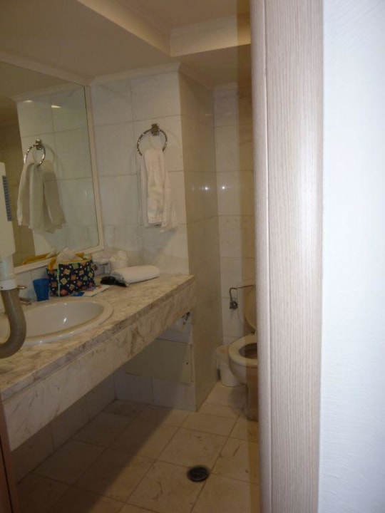 Badezimmer Kresten Palace Hotel