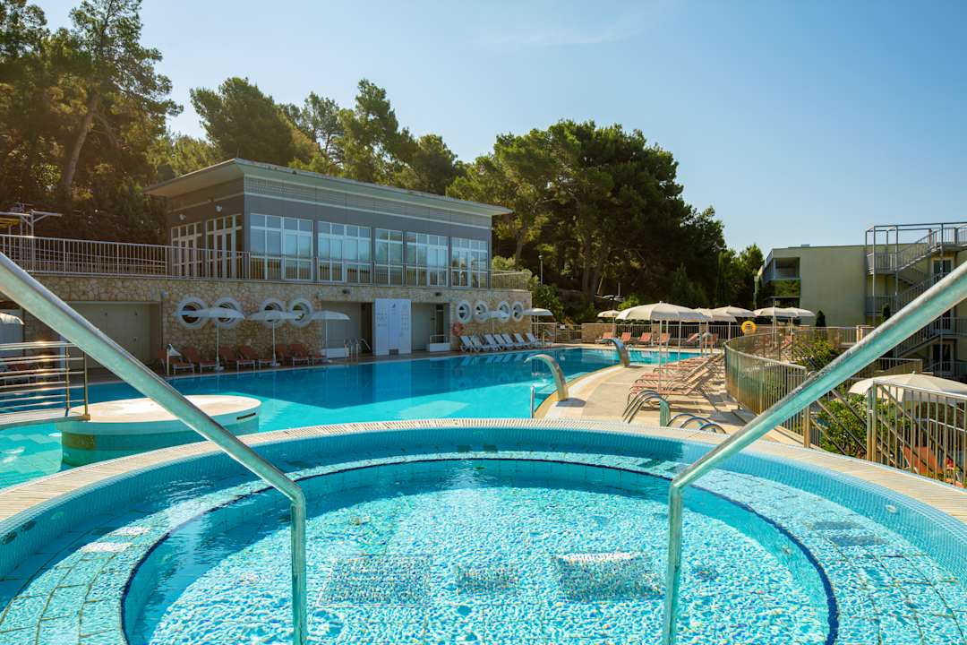 Pool Family Hotel Vespera