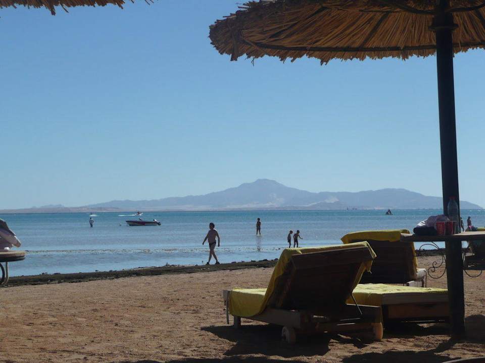 Hotelowa plaża Sea Beach Aqua Park Resort Managed by Blue Resorts