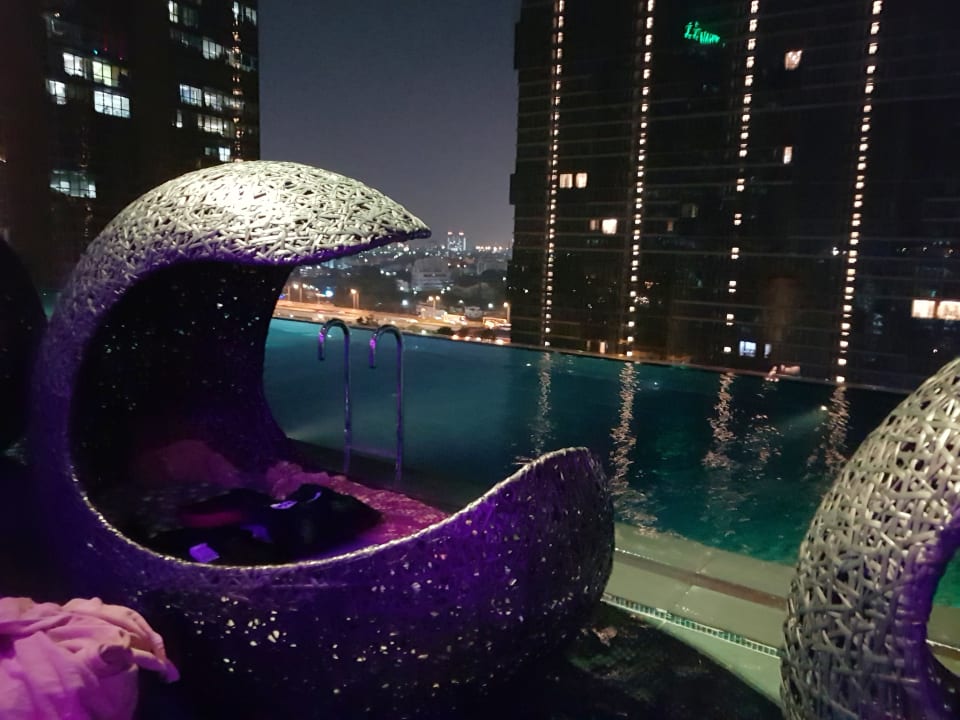 Pool Eastin Grand Hotel Sathorn