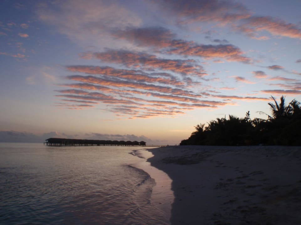 Aussicht auf Wasserbungalows Filitheyo Island Resort