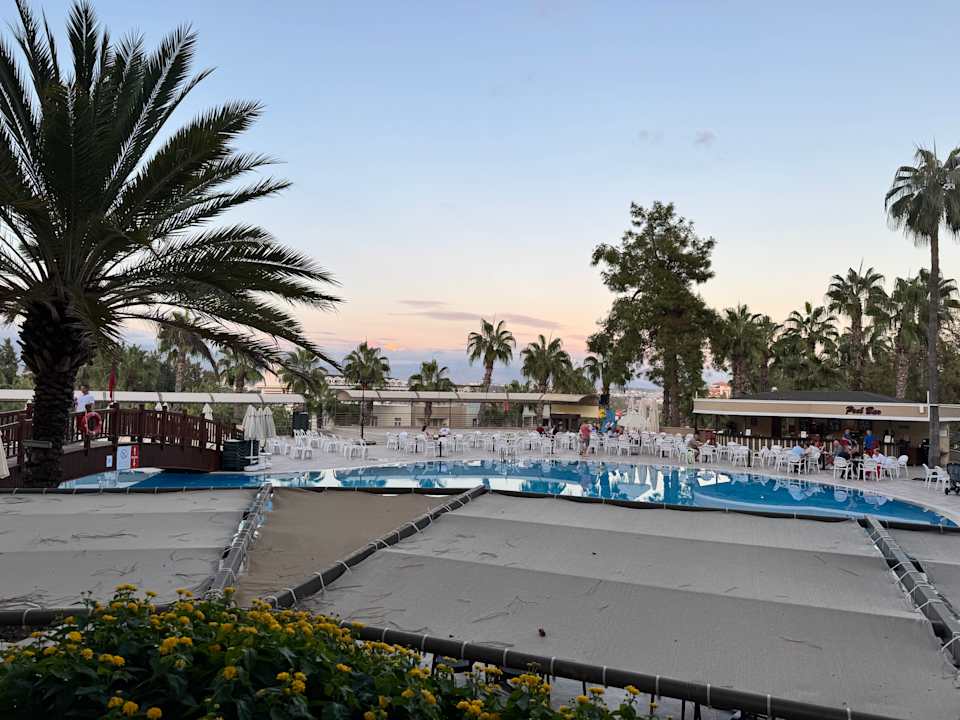 Pool Club Sidelya Hotel