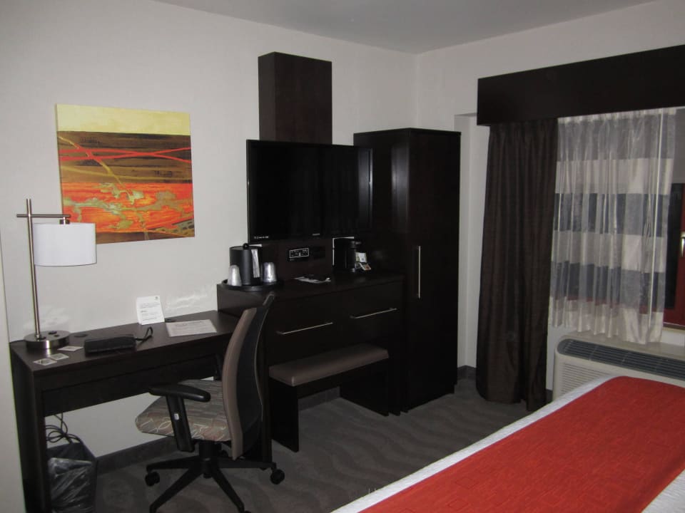 Schrank/TV/Tisch Holiday Inn Manhattan-Financial District