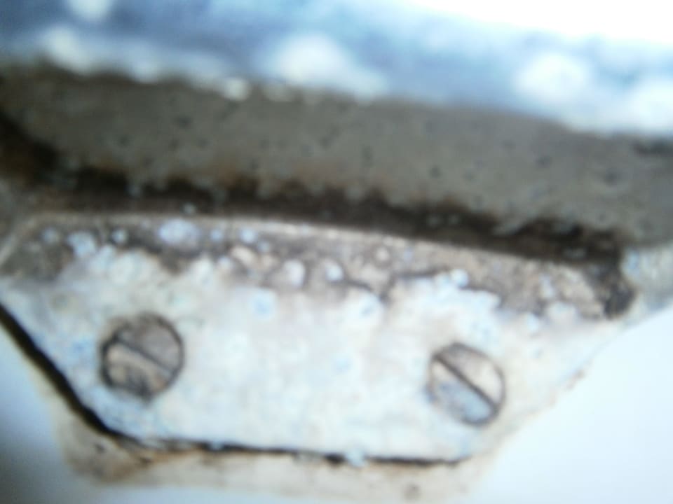 Badewannenhalter von unten,verdreckt Hotel Amir Palace