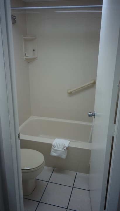 Zimmer Hotel Outrigger Beach Resort