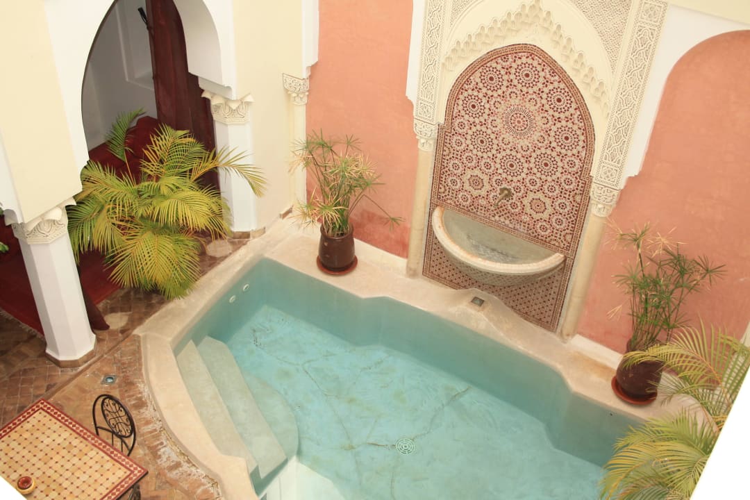 LE BASSIN  Hotel Riad Calista