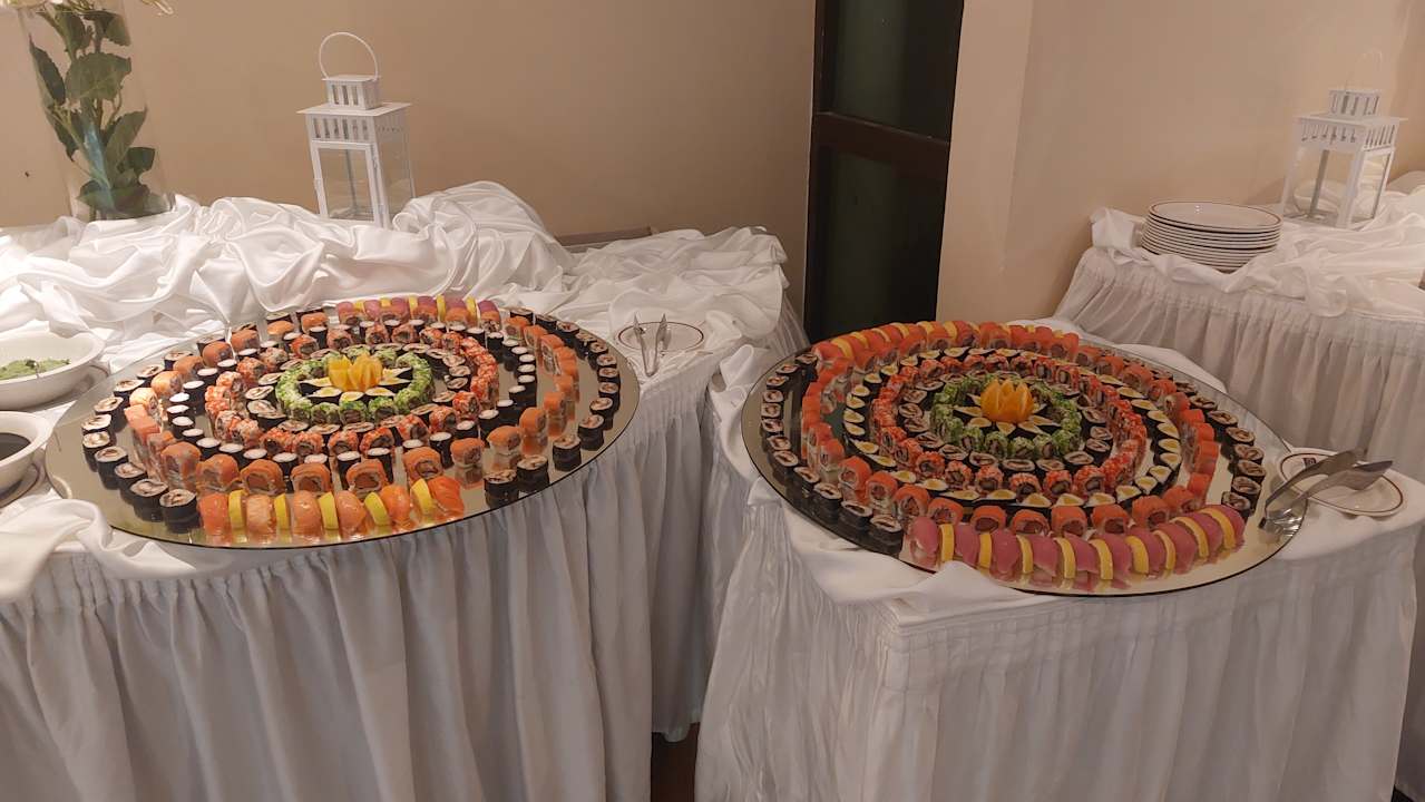 Gastro Constantinou Bros Athena Beach Hotel