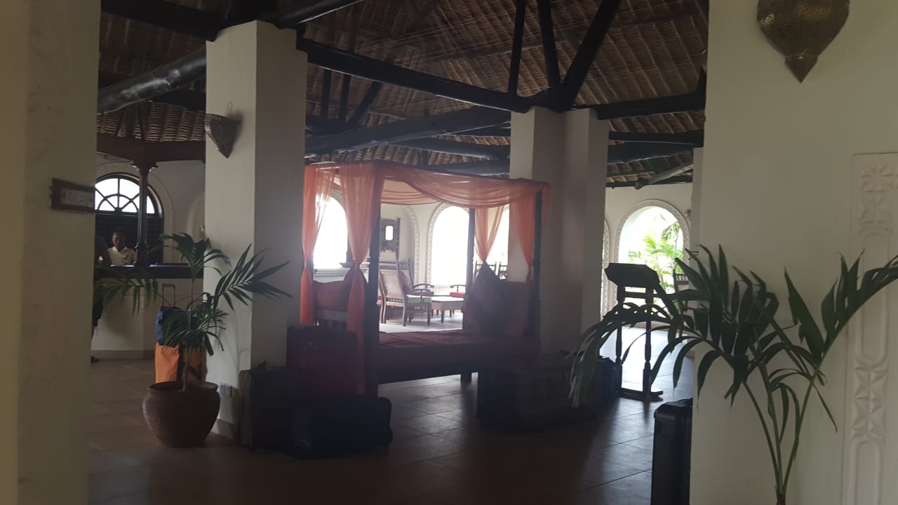 Lobby Neptune Village Beach Resort & Spa