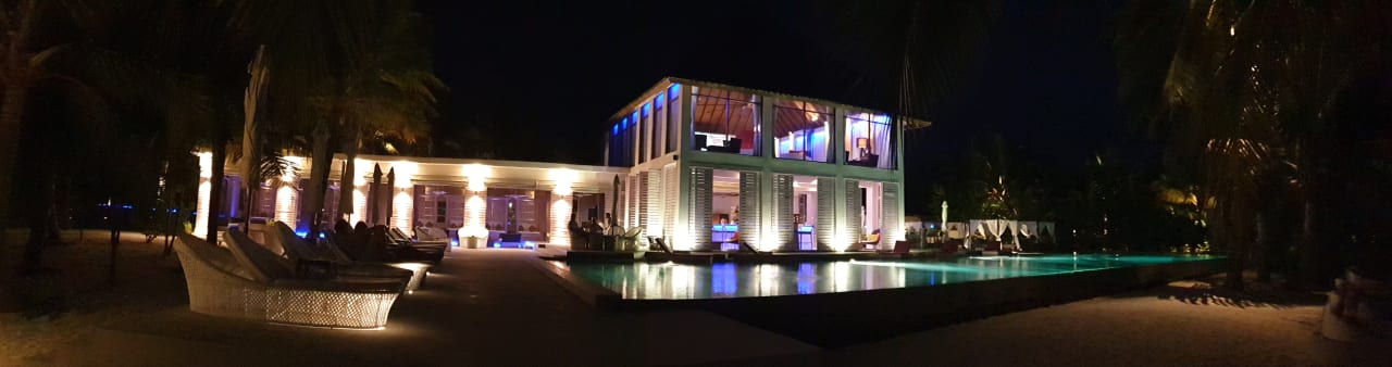 Pool OZEN LIFE MAADHOO