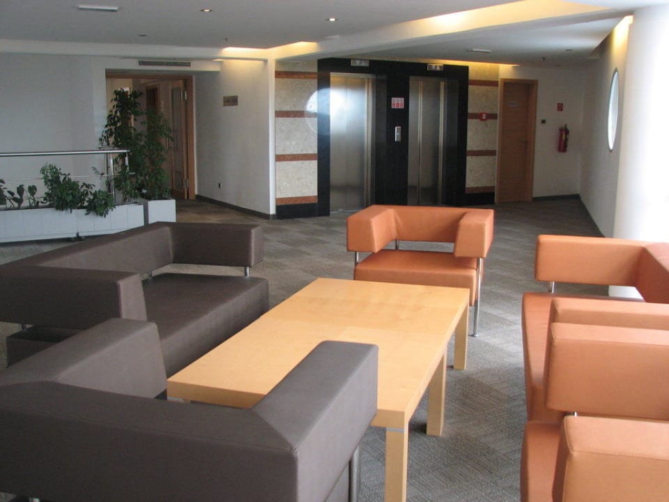 Lobby 4.Stock Aminess Vival Maestral Hotel
