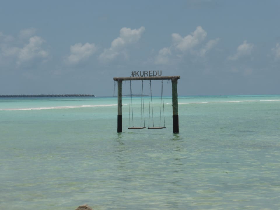 Strand Kuredu Island Resort & Spa