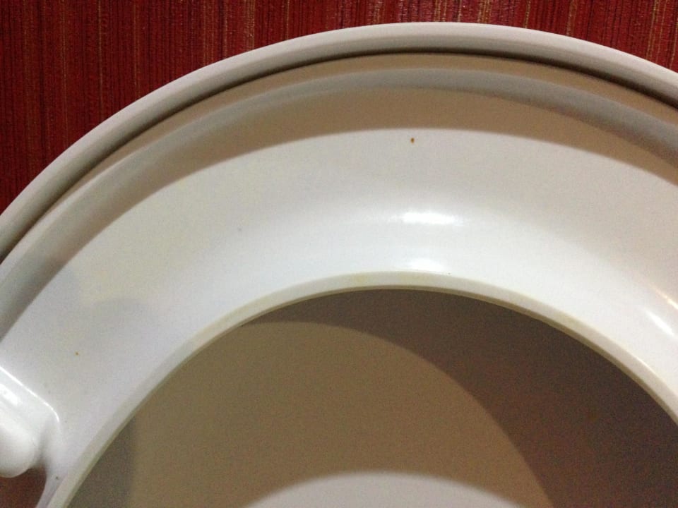 Toilette beim Bezug des Zimmers! Eklig! Vikingen Infinity Resort & Spa