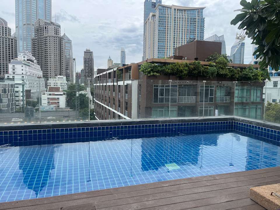 Pool Hotel Icon Bangkok