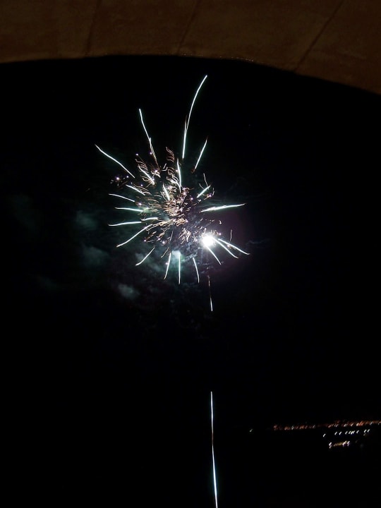 Feuerwerk am griechischen Abend Hotel Kalithea Horizon Royal