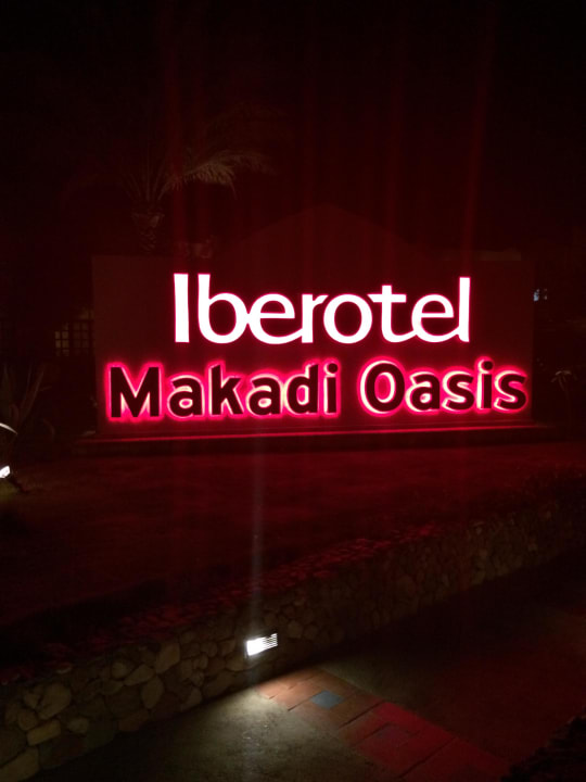 Eingang Jaz Makadi Oasis Resort