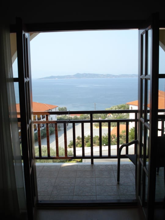Aussicht vom Zimmer Akrathos Beach Hotel