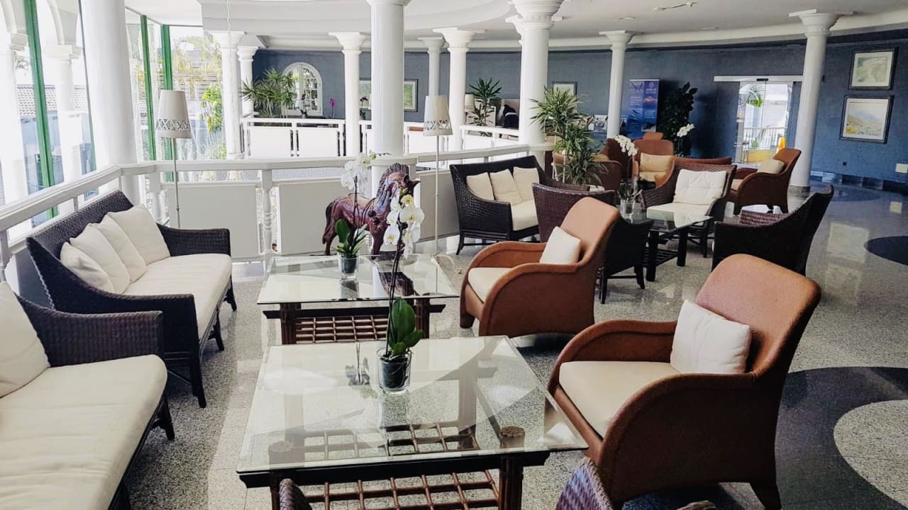 Lobby Adrián Hoteles Colón Guanahaní - Adults only