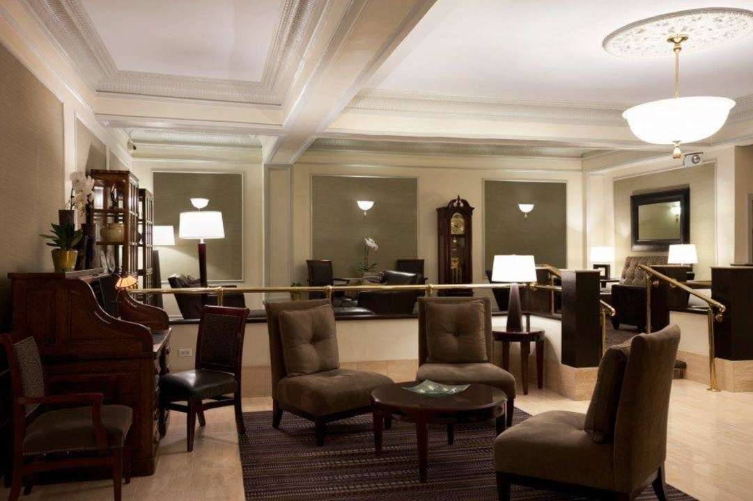 Days Inn Chicago Lobby Hotel Versey