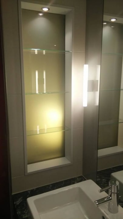 Łazienka Holiday Inn Berlin Airport - Conference Centre