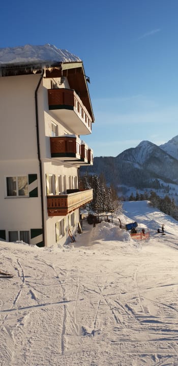 Außenansicht Hotel Hahnbaum