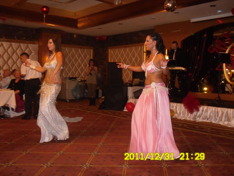 Bauchtanzshow Saturn Palace Resort Hotel