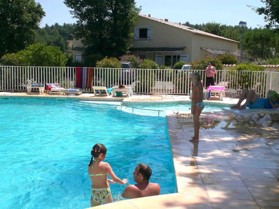 Poolbereich Résidence Club mmv Les Clos de Tourrettes