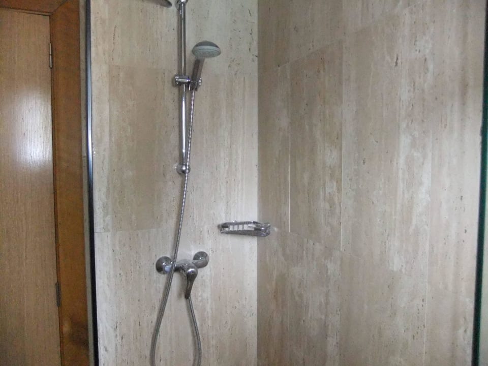 Dusche ohne Duchschvorhang (Sehr gut) AYA Seahotel - Adults only