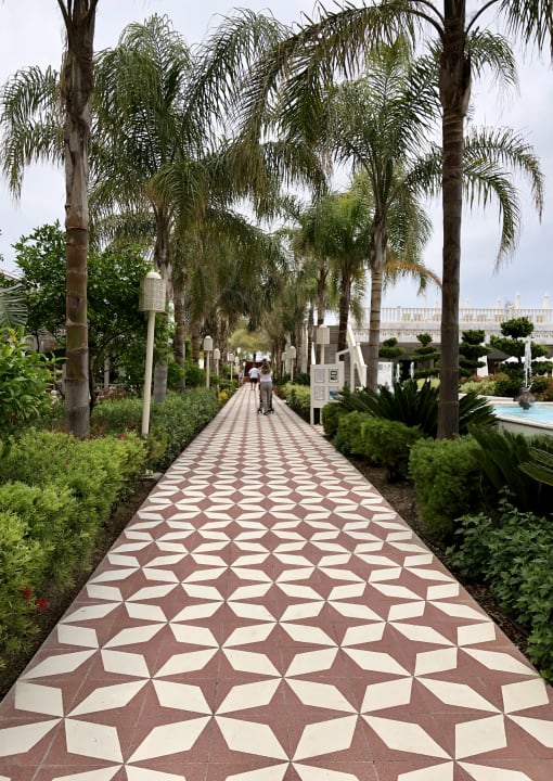 Außenansicht Royal Taj Mahal Hotel