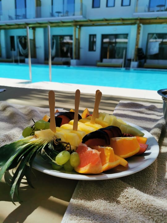 Gastro Paralos Lifestyle Beach