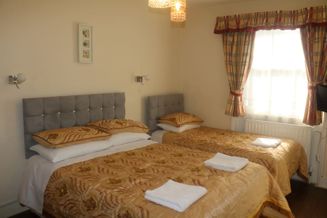 Zimmer Barry House Hotel