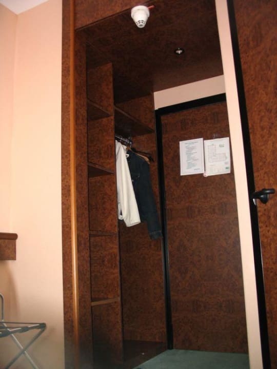 Zimmer von Innen Nautic Hotel Bremerhaven