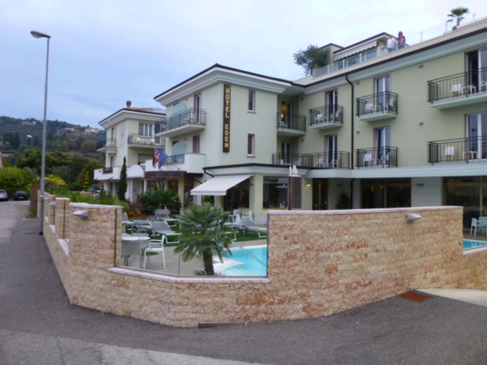 Außenansicht Hotel Eden Garda