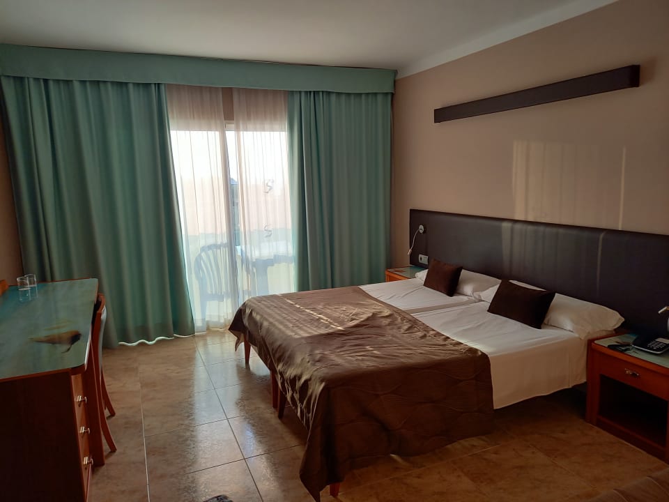 Zimmer Hotel Bahia del Sol