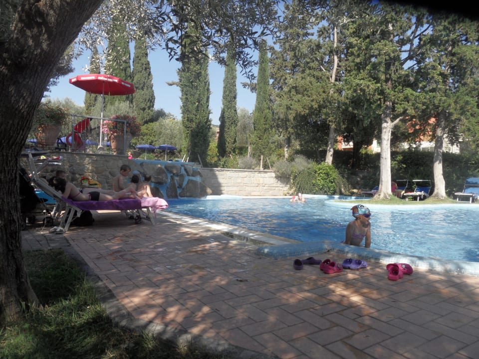 Der Kinderpool im unteren Teil  Hotel Villa Paradiso