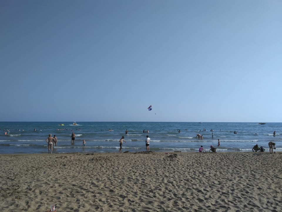 Strand Castival Hotel