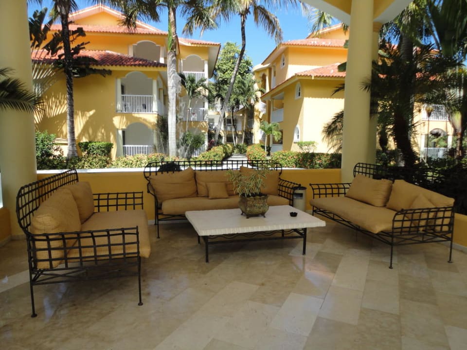 Sitzgruppe vor dem Haupthaus Viva Tangerine by Wyndham - All Inclusive Resort