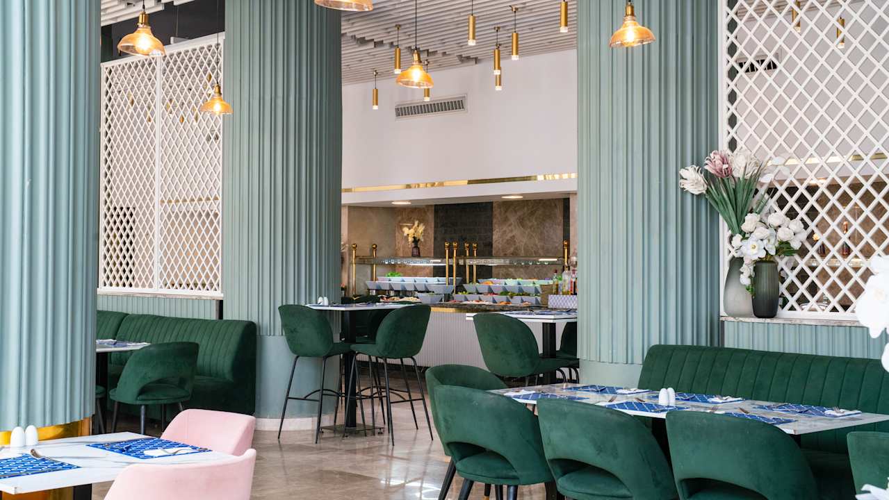 Gastro Bellagio Beach Resort & Spa