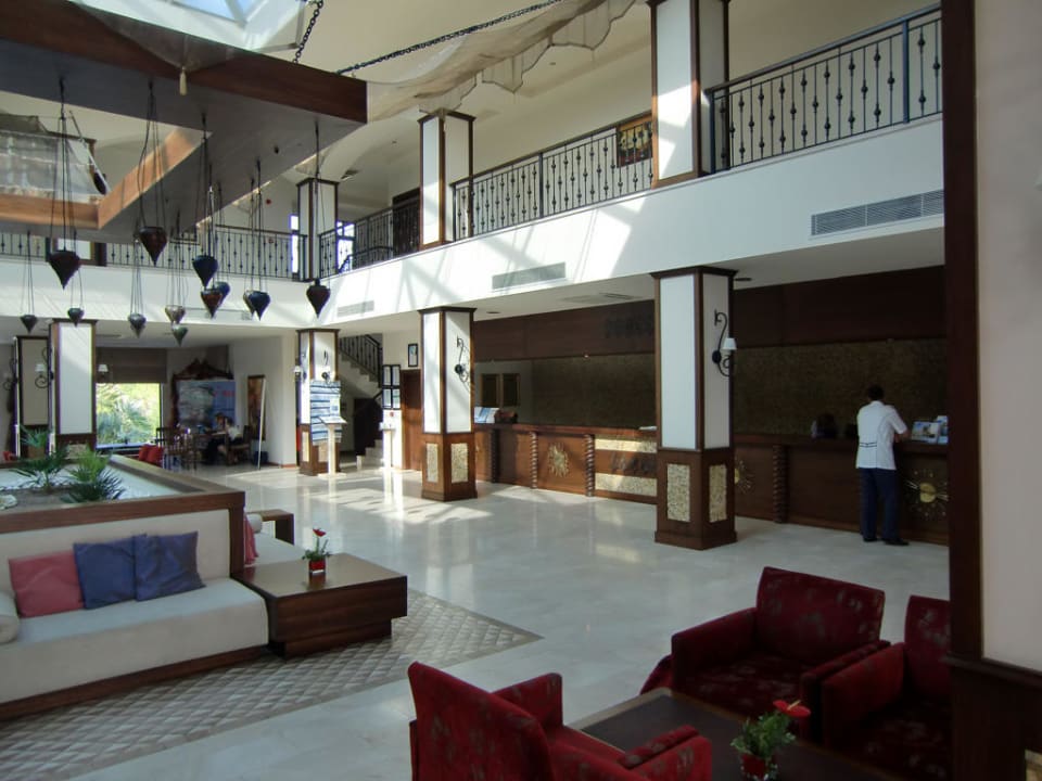 Hotellobby TUI BLUE Palm Garden