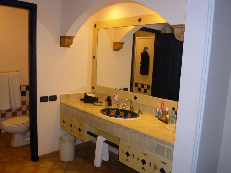 Waschtisch vor dem Badezimmer Catalonia Playa Maroma