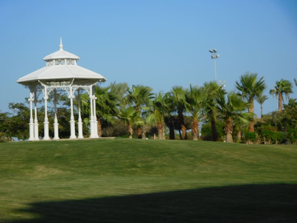 Gartenanlage Steigenberger ALDAU Beach Hotel