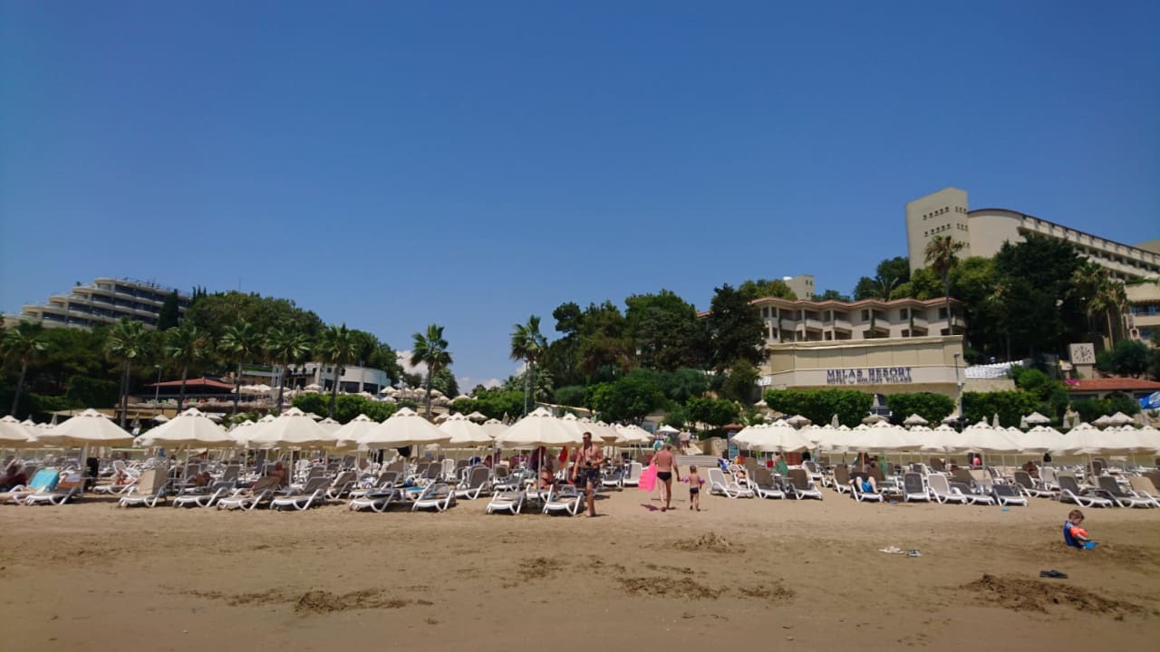 Strand Club Melas Privé