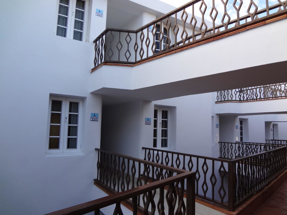 Rückseite Plus Fariones Apartamentos