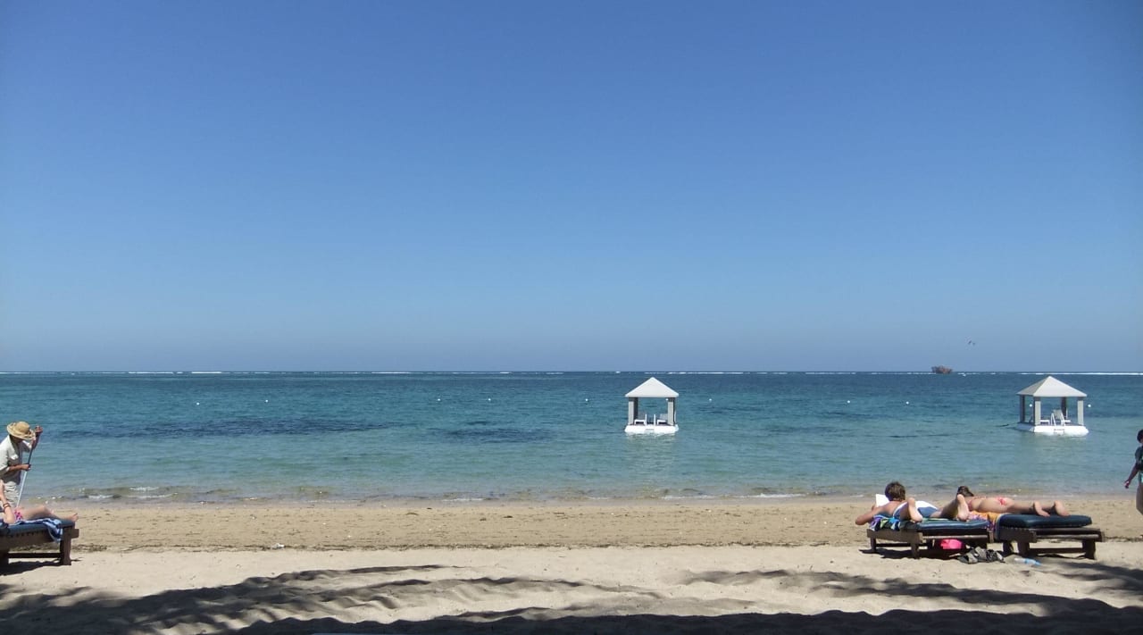 Schöner als in der Realität Puri Santrian