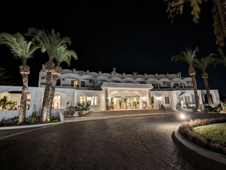 Außenansicht Grecotel Casa Paradiso