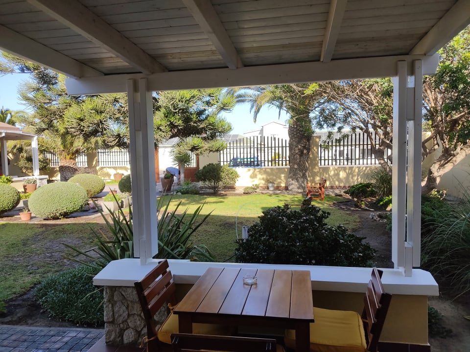 Gartenanlage Cornerstone Guesthouse