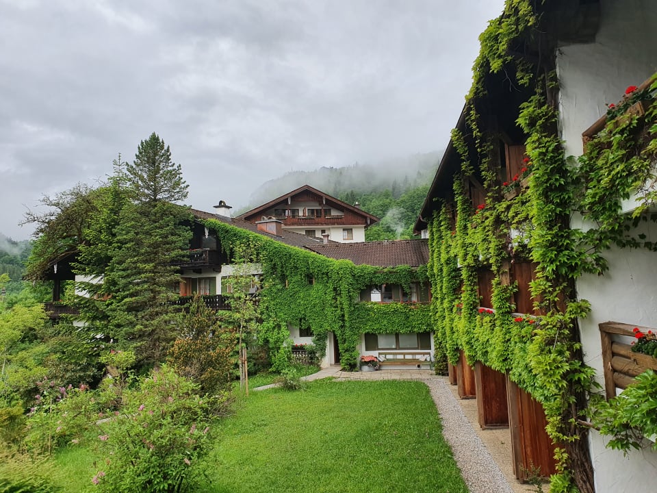 Außenansicht Berghotel Rehlegg