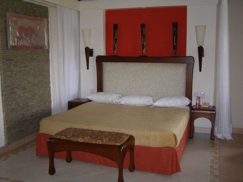 Blick ins Zimmer Ol Tukai Lodge