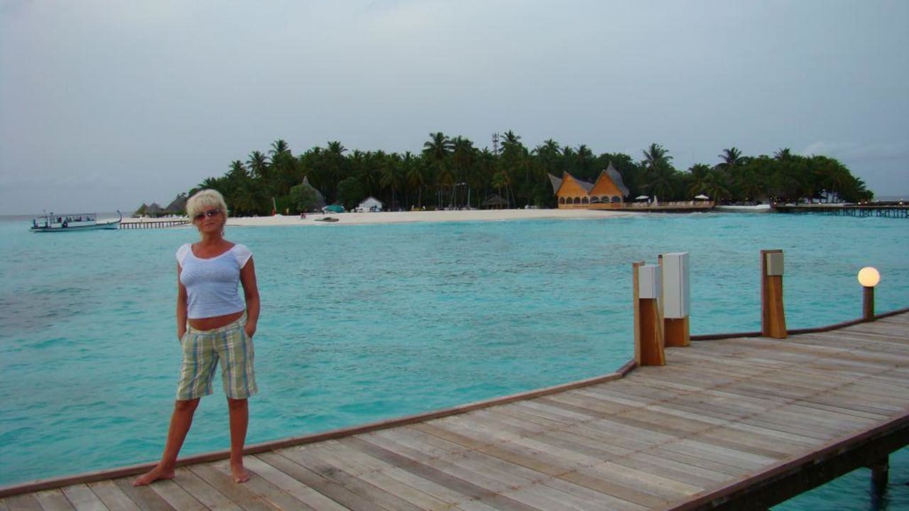 Lena Thulhagiri Island Resort
