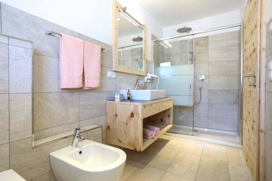 Bad Apartments Marialisa