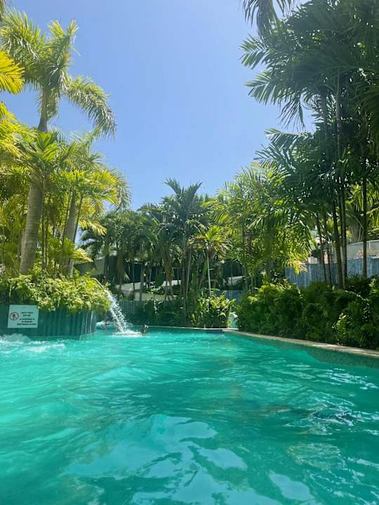 Pool Dreams Onyx Resort & Spa